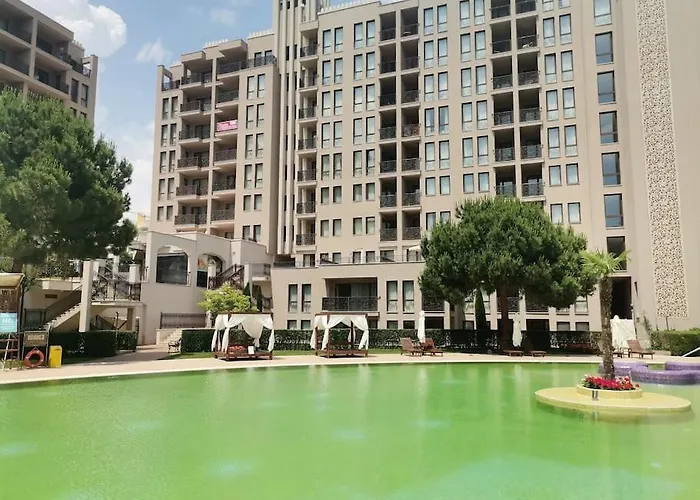 Cozy In Barcelo Royal *****