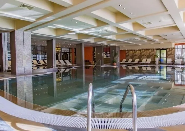 Cozy In Barcelo Royal ***** *