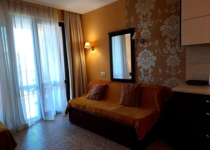 Cozy In Barcelo Royal *****