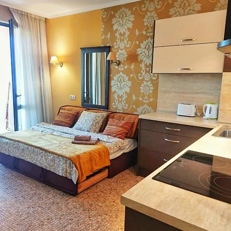 Cozy In Barcelo Royal ***** * ساني بيتش