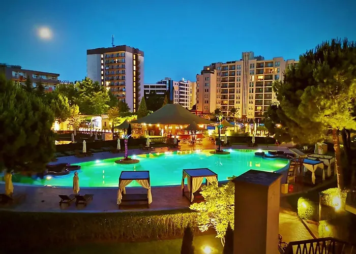 Cozy In Barcelo Royal *****